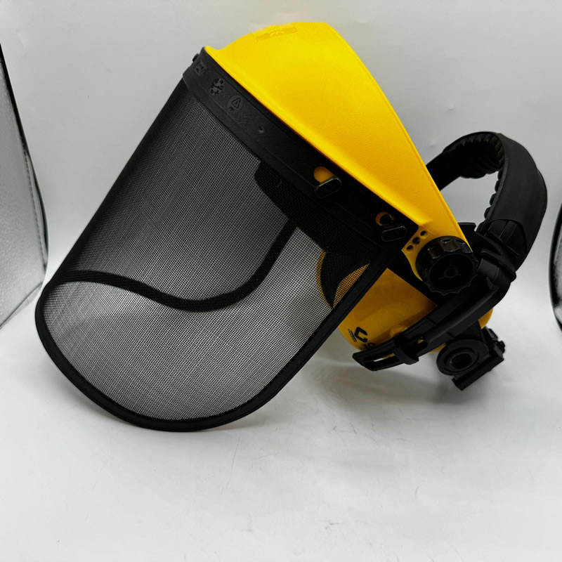 Visera protectora de malla con auriculares