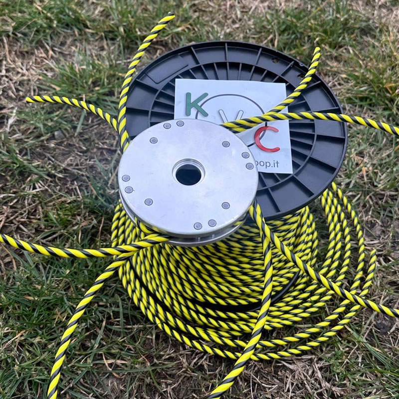 Cabeza Arrogantissima + carrete de 77 metros de línea trenzada helicoidalmente de 6 mm